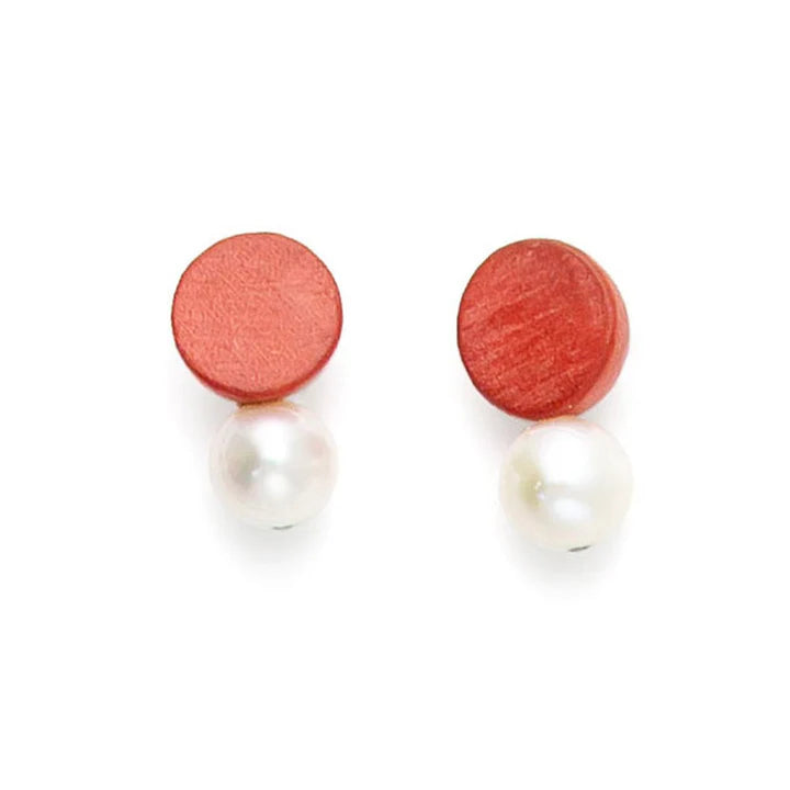 Round Wood w Freshwater Pearl Studs